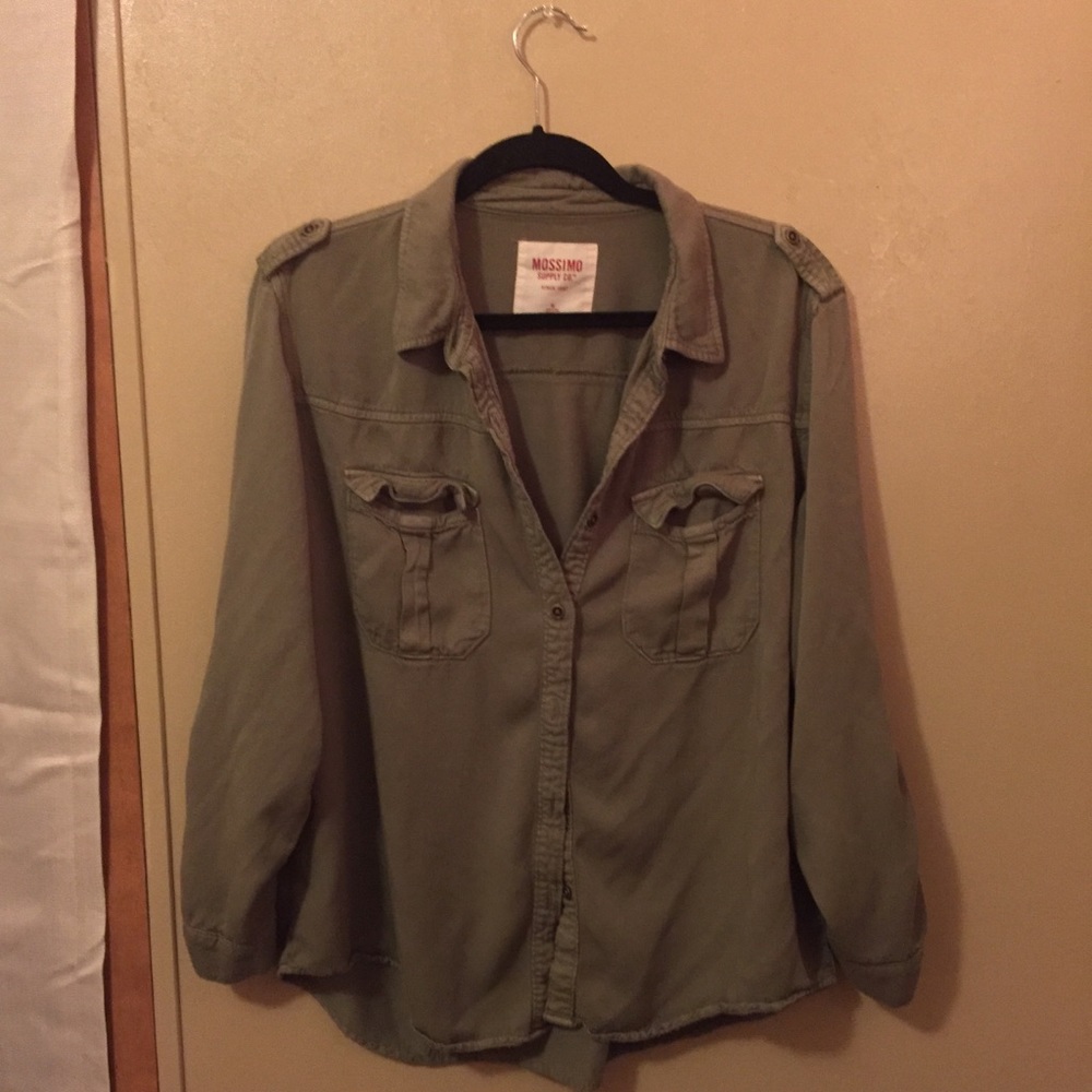 Mossimo Button up